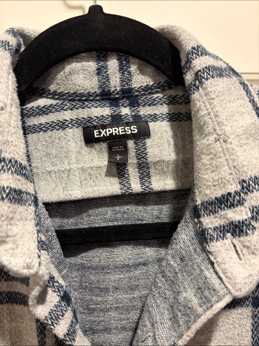 Express Gray & Navy Plaid Lightweight Shirt Jacket - Picture 2 of 4